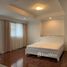 3 спален Квартира в аренду в Cosmo Villa, Khlong Toei