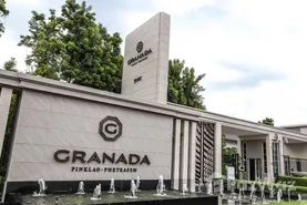 Granada Pinklao-Phetkasem Immobilien Bauprojekt in Bangkok