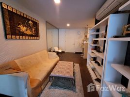 1 Habitación Departamento en venta en LIV at5, Khlong Toei Nuea