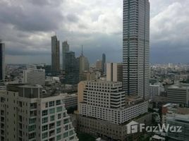 1 спален Кондо на продажу в The Diplomat Sathorn, Si Lom