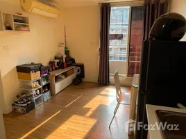 2 Bedroom Apartment for sale at The Kris Extra 7, Din Daeng, Din Daeng, Bangkok