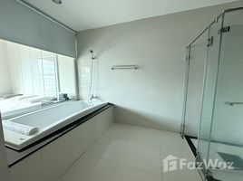 1 спален Кондо на продажу в The Address Chidlom, Lumphini