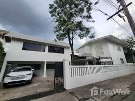 วิลล่า 5 ห้องนอน ให้เช่า ในทำเล จอมพล, กรุงเทพมหานคร, จอมพล