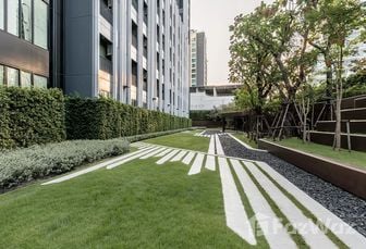 รูปถ่าย 3 of the Communal Garden Area at ไอดีโอ คิว จุฬา-สามย่าน