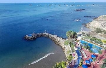 Oceanfront Apartment For Rent in Puerto Lucia - Salinas in Salinas, サンタエレナ