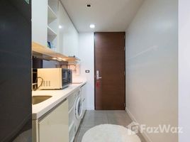 1 спален Кондо на продажу в Quad Silom, Si Lom