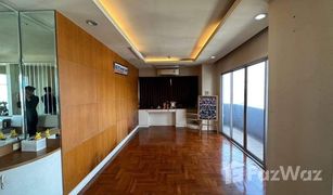 曼谷 Wang Mai Baan Kasemsan 1 4 卧室 顶层公寓 售 