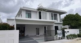 Available Units at MANTANA Bangna km 15