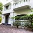 4 спален Дом в аренду в Prompak Place, Khlong Tan Nuea, Щаттхана
