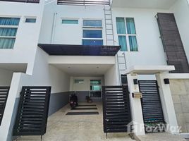 3 Bedroom Villa for rent at Kamala Mews, Kamala