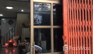 4 Schlafzimmern Shophaus zu verkaufen in Talat Noi, Bangkok 
