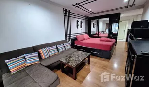 Studio Wohnung zu verkaufen in Khlong Toei Nuea, Bangkok Grand Park View Asoke