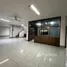 1,100 ตรม. Office for rent in ดินแดง, กรุงเทพมหานคร, ดินแดง, ดินแดง
