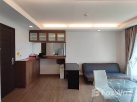 2 Bedroom Apartment for rent at Thru Thonglor, Bang Kapi