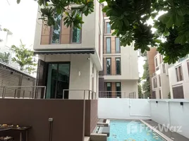 ขายคอนโด 3 ห้องนอน ในโครงการ บ้าน ลักซ์-สาทร, ช่องนนทรี