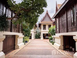 วิลล่า 5 ห้องนอน ให้เช่า ในทำเล พระโขนง, กรุงเทพมหานคร, พระโขนง, คลองเตย, กรุงเทพมหานคร