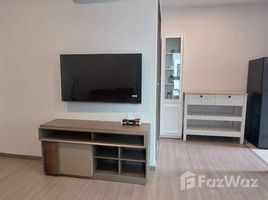 1 chambre Condominium à louer à , Lat Yao