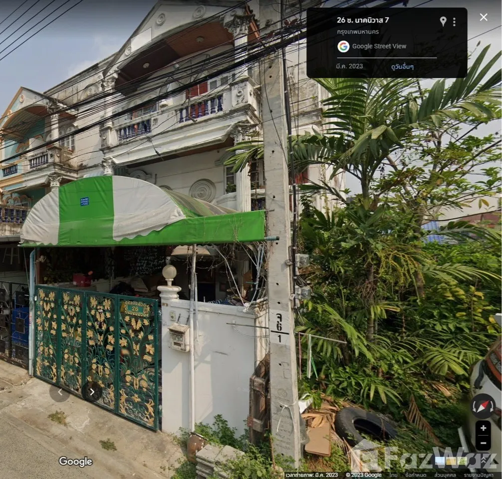 3-story house for sale — photo 2