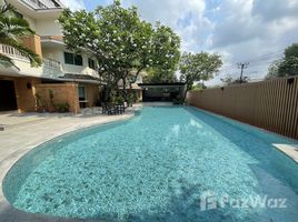 3 Bedroom Villa for rent at Baan Thepkamol, Bang Kapi, Huai Khwang