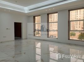 6 غرفة نوم فيلا للبيع في Al Merief, Khalifa City, أبو ظبي