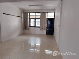 1 chambre Maison for rent in Thaïlande, Chong Nonsi, Yan Nawa, Bangkok, Thaïlande