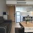 2 спален Кондо в аренду в The Lofts Ekkamai, Phra Khanong