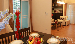 3 Bedrooms Apartment for sale in Khlong Toei, Bangkok CNC Heritage