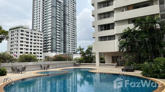 Photos 1 of the Communal Pool at D.S. Tower 1 Sukhumvit 33