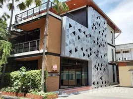 1,107 m² Office for rent in Thailand, Bang Na, Bang Na, Bangkok, Thailand