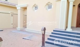 4 Schlafzimmern Villa zu verkaufen in Baniyas East, Abu Dhabi Bawabat Al Sharq