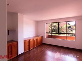 1 Schlafzimmer Appartement zu verkaufen in , Antioquia STREET 4 # 28 58
