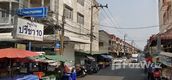 Vista de la calle of Baan Precha 10