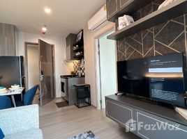 1 Bedroom Condo for rent at The Base Phetchaburi-Thonglor, Bang Kapi