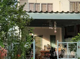 2 Bedroom Townhouse for sale in Chachoengsao, Bang Samak, Bang Pakong, Chachoengsao