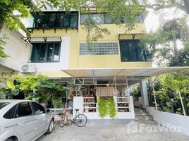 在T.R Court Apartment租赁的3 卧室 住宅, Lat Yao