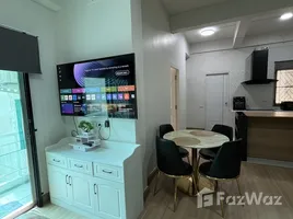 ขายคอนโด 2 ห้องนอน ในโครงการ บ้านสวนลลนา, ดอกไม้