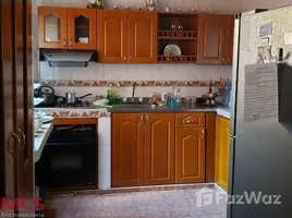 3 Habitación Apartamento en venta en AVENUE 43 # 63 33, Medellín