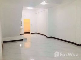 2 Bedrooms Townhouse for sale in Pa Tan, Lop Buri Newly Renovated Townhouse in Soi Kerdchana