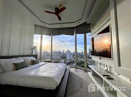 คอนโด 2 ห้องนอน ให้เช่า ในโครงการ รอย์ช ไพรเวท เรสซิเดนซ์ส, คลองเตยเหนือ