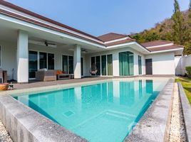 3 Schlafzimmer Villa zu verkaufen im Red Mountain Lake Side, Thap Tai, Hua Hin