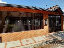 4 Habitaciones Casa en venta en , Santander CALLE 48 27-84 POBLADO, Giron, Santander
