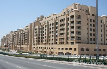 Golden Mile 10 in Shoreline Apartments, Dubai