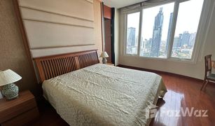 Кондо, 2 спальни на продажу в Si Lom, Бангкок The Infinity