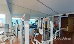 图片 2 of the Communal Gym at Manhattan Chidlom