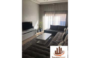 APPARTEMENT TRÈS BEAU aux Princesses ÉTAGE ÉLEVÉ AVEC TERRASSE à Vendre in Na El Maarif, Grand Casablanca