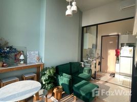 1 спален Кондо в аренду в Chewathai Residence Asoke, Makkasan