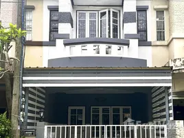 2 Bedroom Townhouse for sale at Parichat Village, Bang Khu Wat