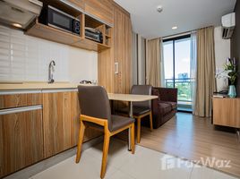 1 спален Кондо в аренду в Ramada by Wyndham Ten Ekamai Residences, Phra Khanong Nuea, Щаттхана, Бангкок, Таиланд