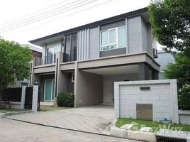 3 Bedroom Villa for sale at Centro Srinakarin-Bangna, Bang Kaeo, Bang Phli, Samut Prakan