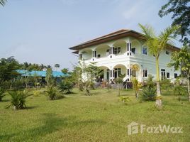 5 Bedrooms Villa for rent in Thai Mueang, Phangnga Family House near to The Beach and Waterfall in Thai Mueang, Phangnga